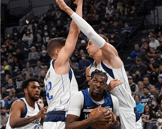 索伯车队逆转威廉姆斯，拉塞尔扛起全队